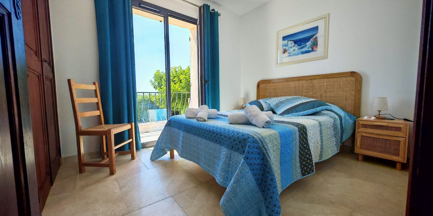 Chambre 2 fenetre